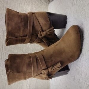 Parker & Sky Brown Suede Dual Ankle Strap Almond Toe Stacked Heel Mid Calf Boot